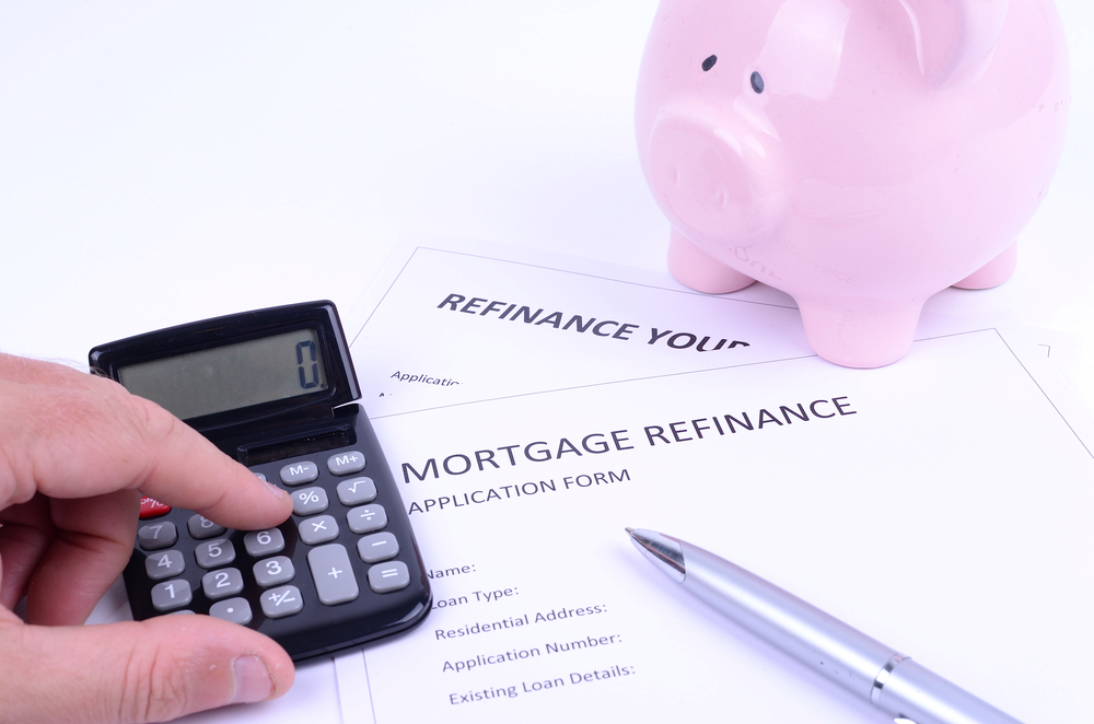 Refinancing Strategies for Lowering Your Monthly Mortgage Payments in the California Housing Market